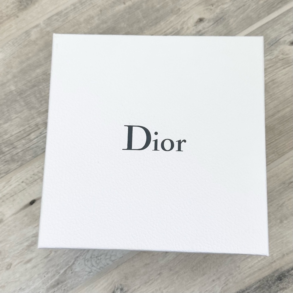 Dior White Storage Box #9 - Picture 2 of 6